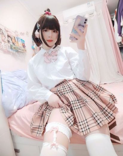 av1814成人网-首映普通话在线观看