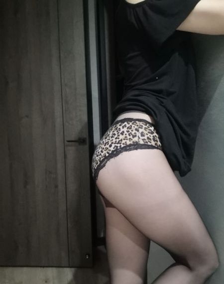 美女叫床声-高清字幕国产在线观看