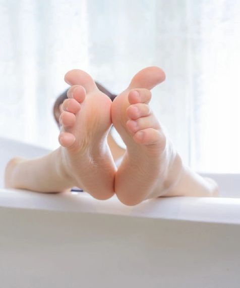 亚洲中文精品人人免费-高清首播全集免费播放