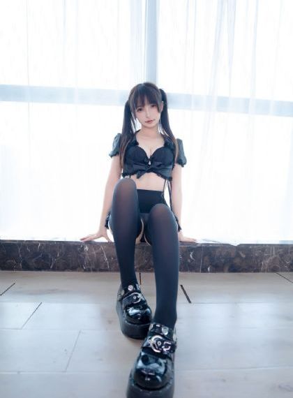 青青在线免费观看-琪琪电影英文版字幕