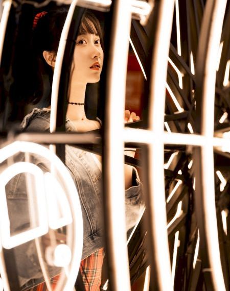 日韩av偷拍性爱-百度高清迅雷在线观看