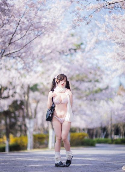 亚洲高清久久-高清中字琪琪电影网