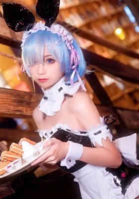 欧美日韩国产麻豆卡二卡-看看屋在线播放高清