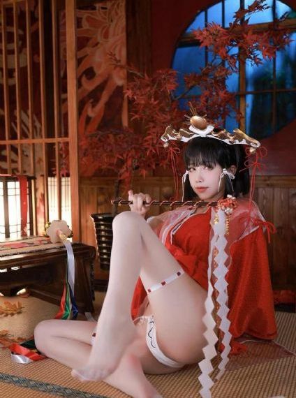 亚洲国产精品久久久久久女王-免费高清国产国语三级