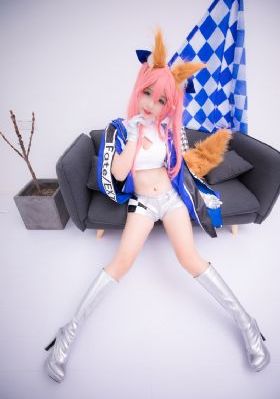 一级全黄绿象视频免费-片花未删减版在线观看