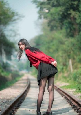 变态h浪妇荡欲-琪琪电影高清完整视频